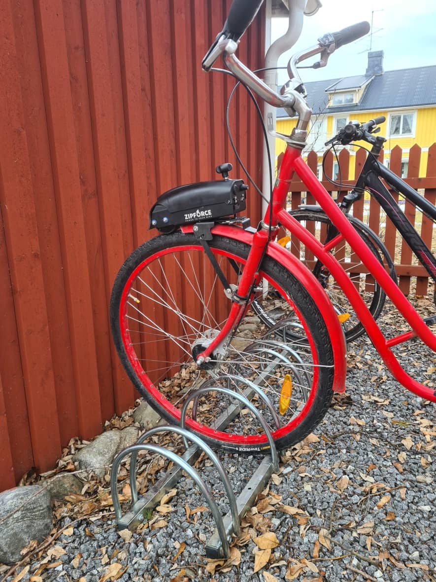 Zipforce elmotor på en röd Kronan Cykel från 2009